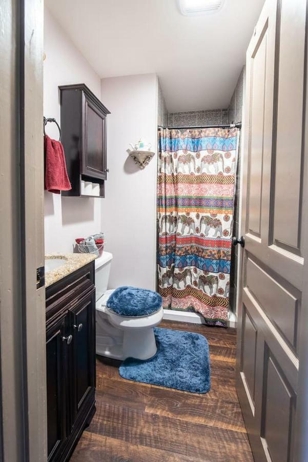 10 Min To Town Center & Wedding Venues W Walkscore 96 & Super Fast Wifi Apartment Lancaster Exterior photo